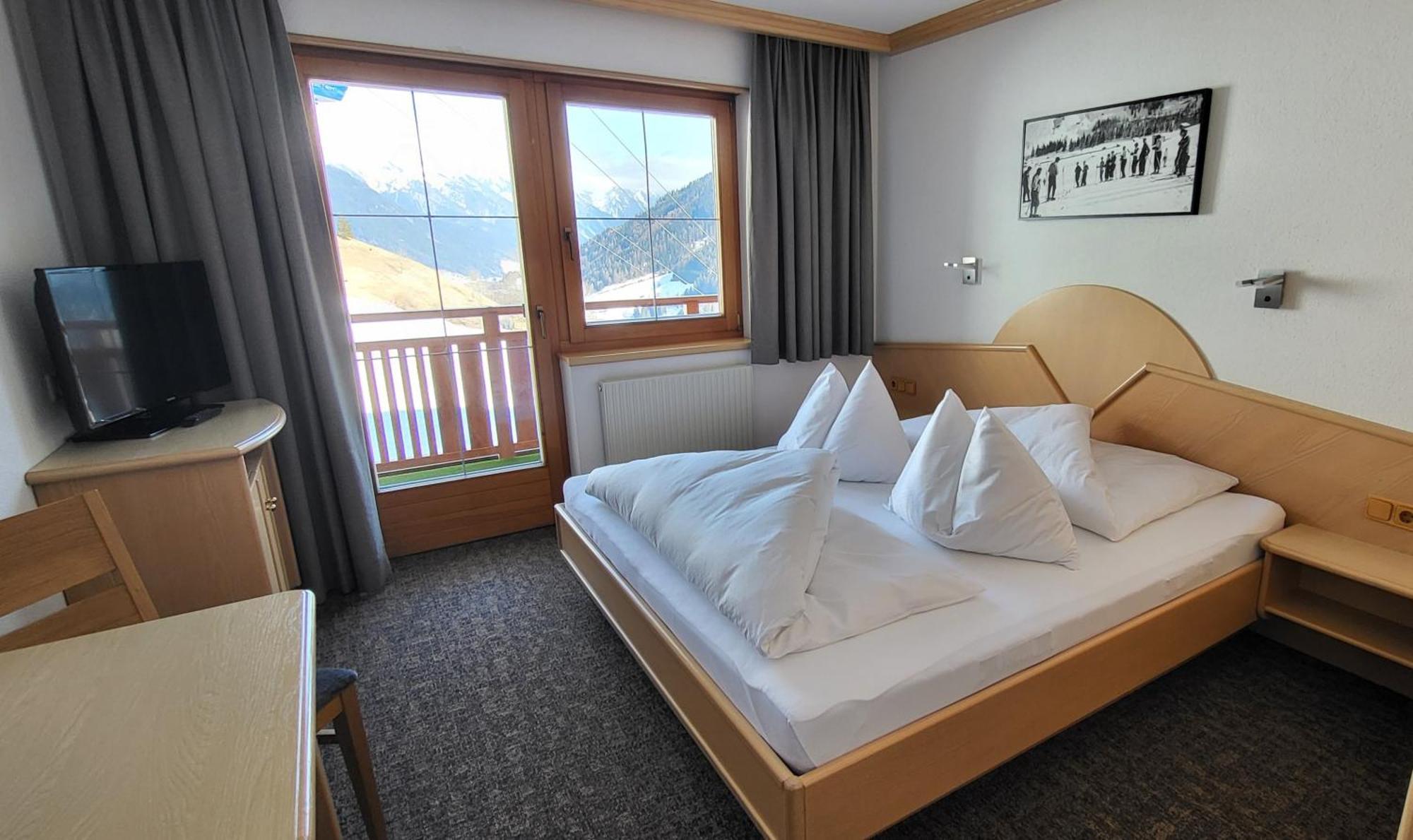 Appartements Tschol Martin Sankt Anton am Arlberg Habitación foto