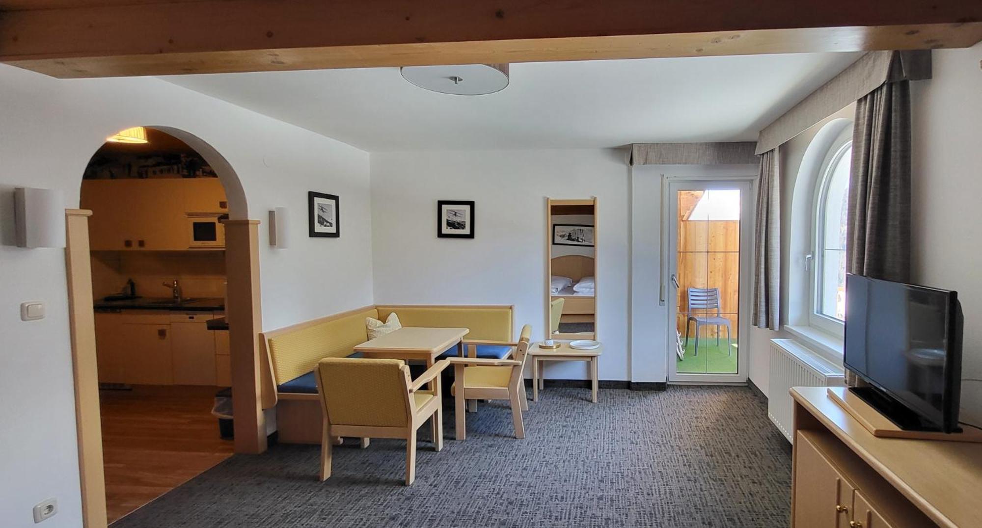 Appartements Tschol Martin Sankt Anton am Arlberg Habitación foto